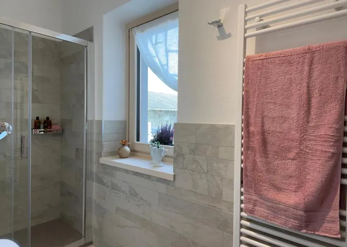 Weinrose - Natura Monti Vakantiehuis Montemezzo